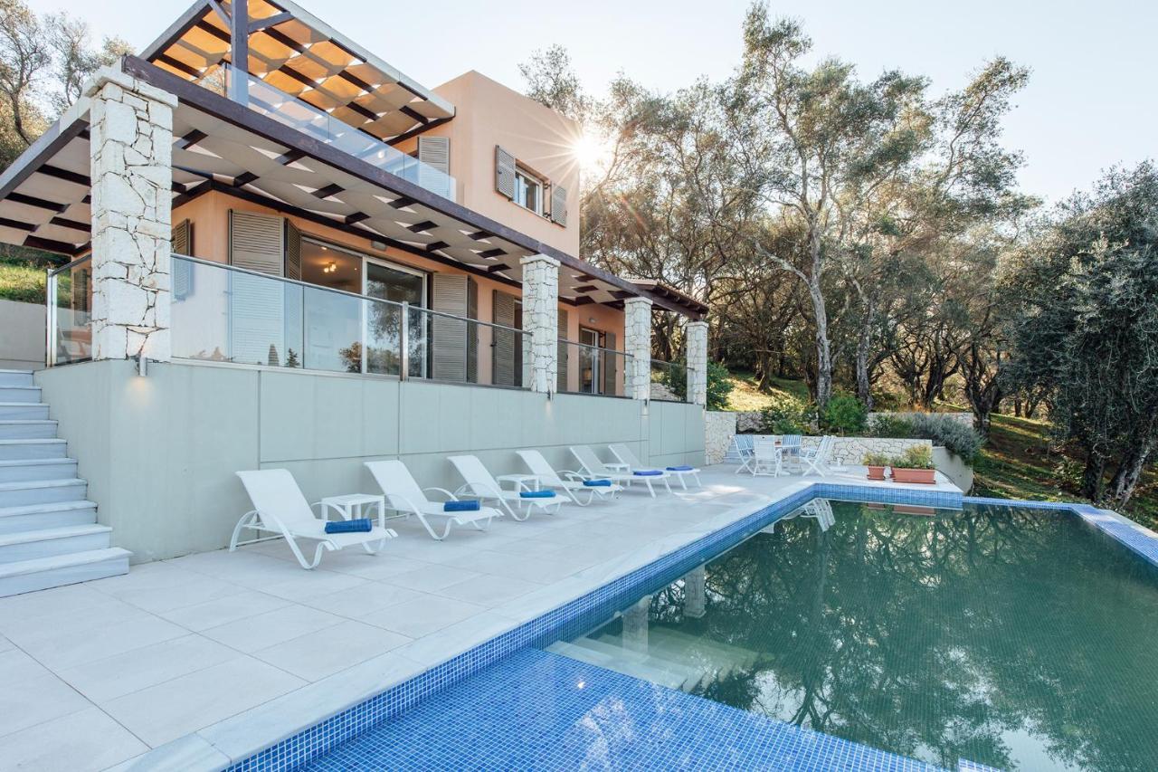 Villa Breeze & Villa Coco By Konnect, Avlaki Beach 卡西奥皮 外观 照片