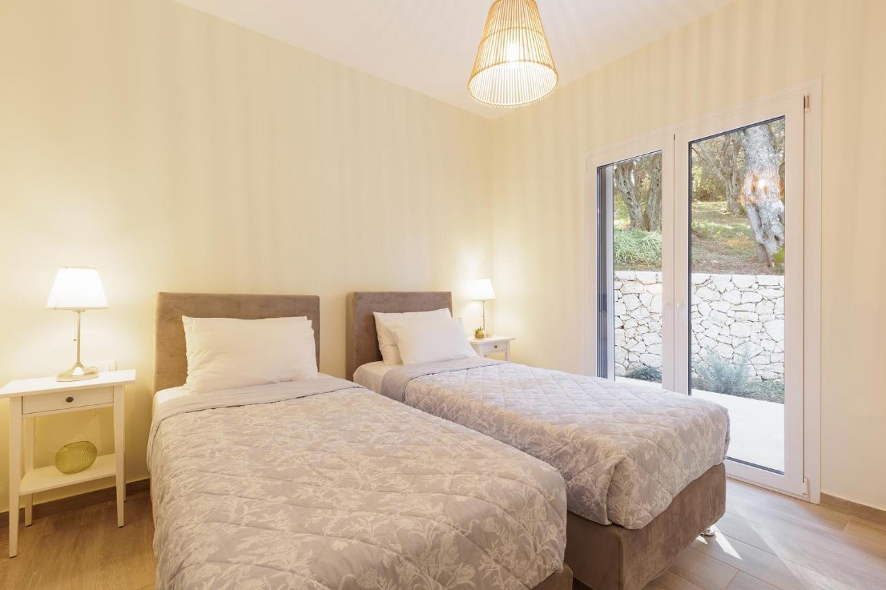 Villa Breeze & Villa Coco By Konnect, Avlaki Beach 卡西奥皮 外观 照片