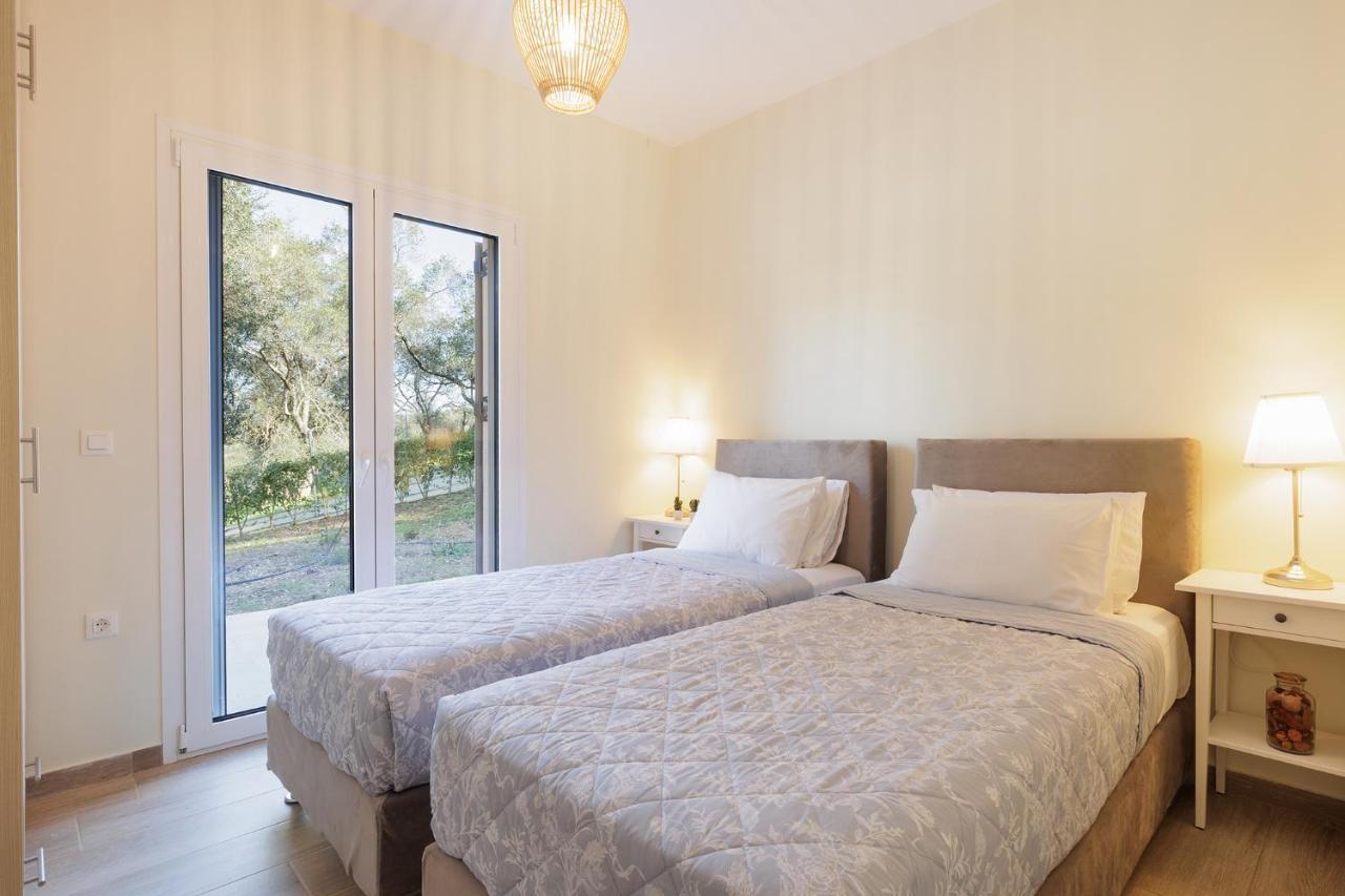 Villa Breeze & Villa Coco By Konnect, Avlaki Beach 卡西奥皮 外观 照片