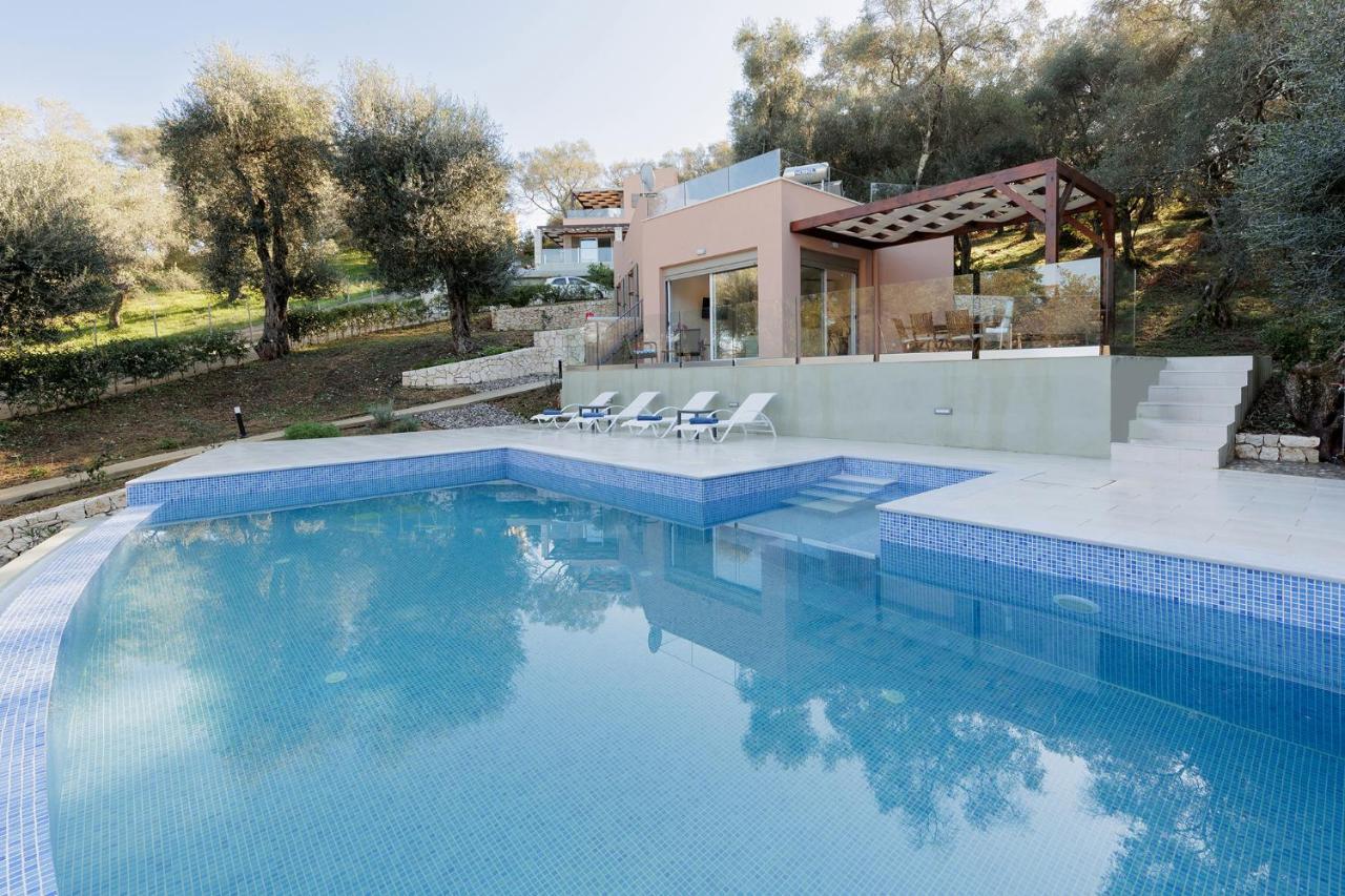 Villa Breeze & Villa Coco By Konnect, Avlaki Beach 卡西奥皮 外观 照片